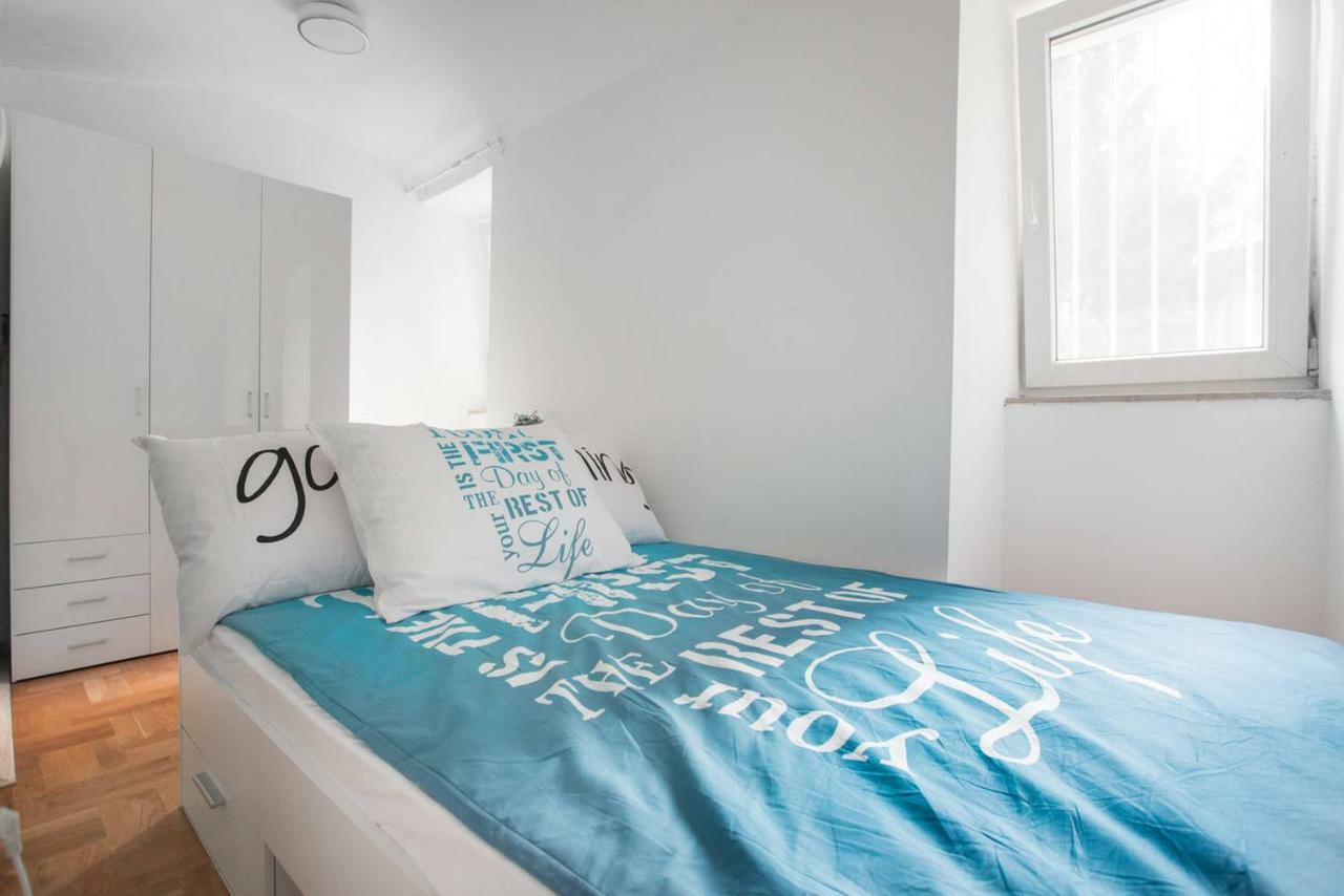 Studio Apartment Ivana Zagreb Exterior photo